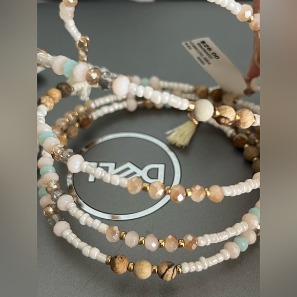 NWT Women’s coil bracelet bundle of 3! - Picture 4 of 7